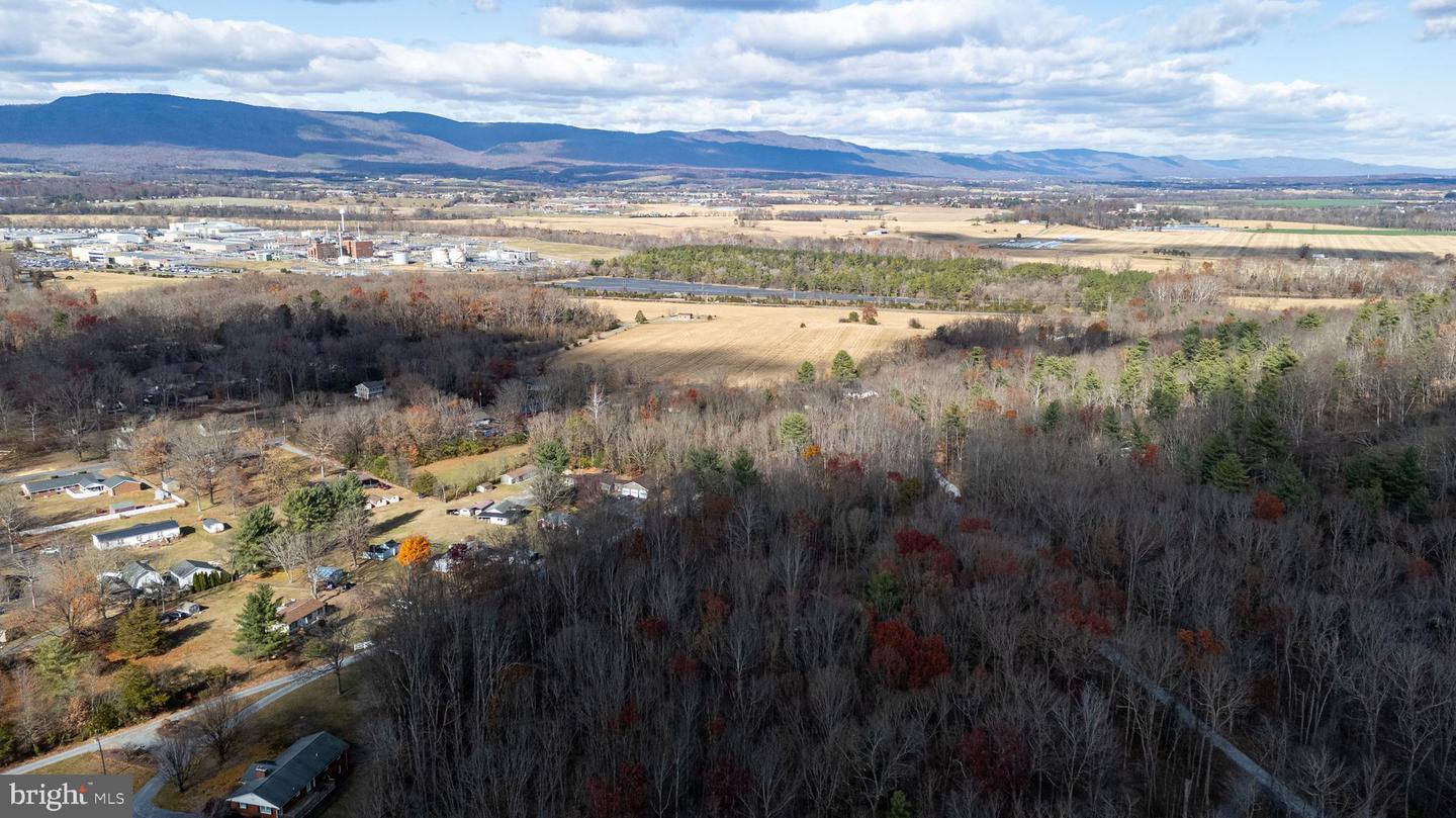 2050 STONY CREEK DR, ELKTON, Virginia 22827, 2 Bedrooms Bedrooms, ,2 BathroomsBathrooms,Residential,For sale,2050 STONY CREEK DR,VARO2002734 MLS # VARO2002734 2050 STONY CREEK DR, ELKTON, Virginia 22827, 2 Bedrooms Bedrooms, ,2 BathroomsBathrooms,Residential,For sale,2050 STONY CREEK DR,VARO2002734 MLS # VARO2002734