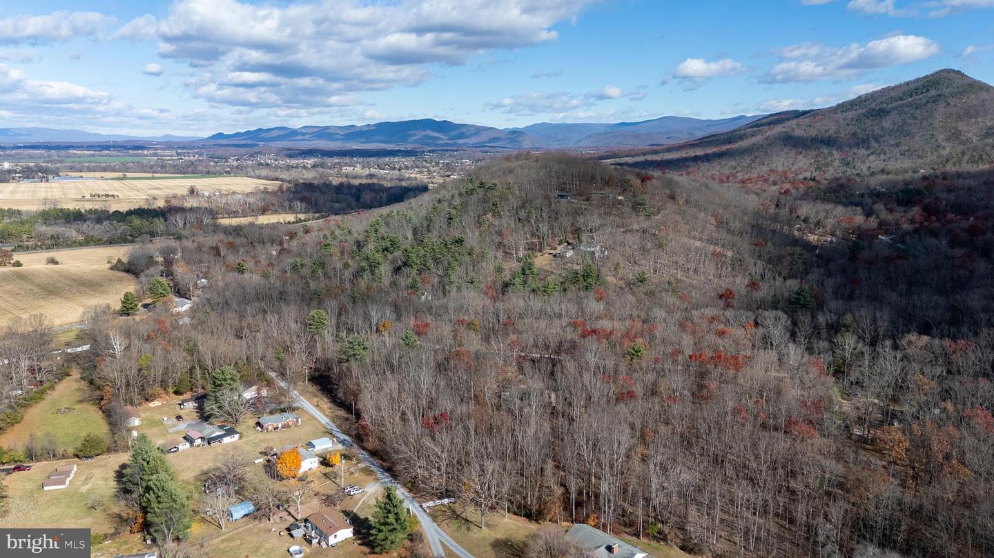 2050 STONY CREEK DR, ELKTON, Virginia 22827, 2 Bedrooms Bedrooms, ,2 BathroomsBathrooms,Residential,For sale,2050 STONY CREEK DR,VARO2002734 MLS # VARO2002734 2050 STONY CREEK DR, ELKTON, Virginia 22827, 2 Bedrooms Bedrooms, ,2 BathroomsBathrooms,Residential,For sale,2050 STONY CREEK DR,VARO2002734 MLS # VARO2002734