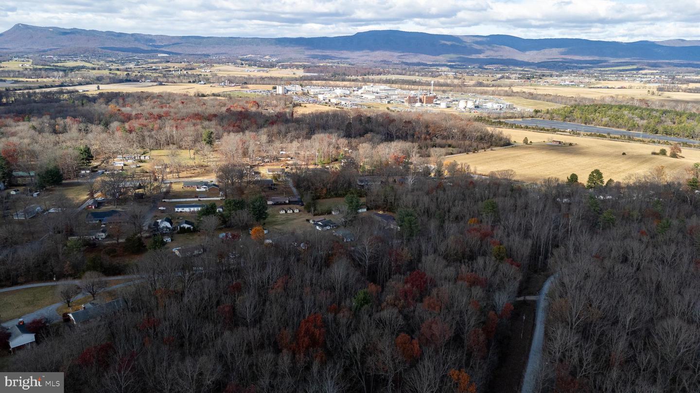 2050 STONY CREEK DR, ELKTON, Virginia 22827, 2 Bedrooms Bedrooms, ,2 BathroomsBathrooms,Residential,For sale,2050 STONY CREEK DR,VARO2002734 MLS # VARO2002734 2050 STONY CREEK DR, ELKTON, Virginia 22827, 2 Bedrooms Bedrooms, ,2 BathroomsBathrooms,Residential,For sale,2050 STONY CREEK DR,VARO2002734 MLS # VARO2002734