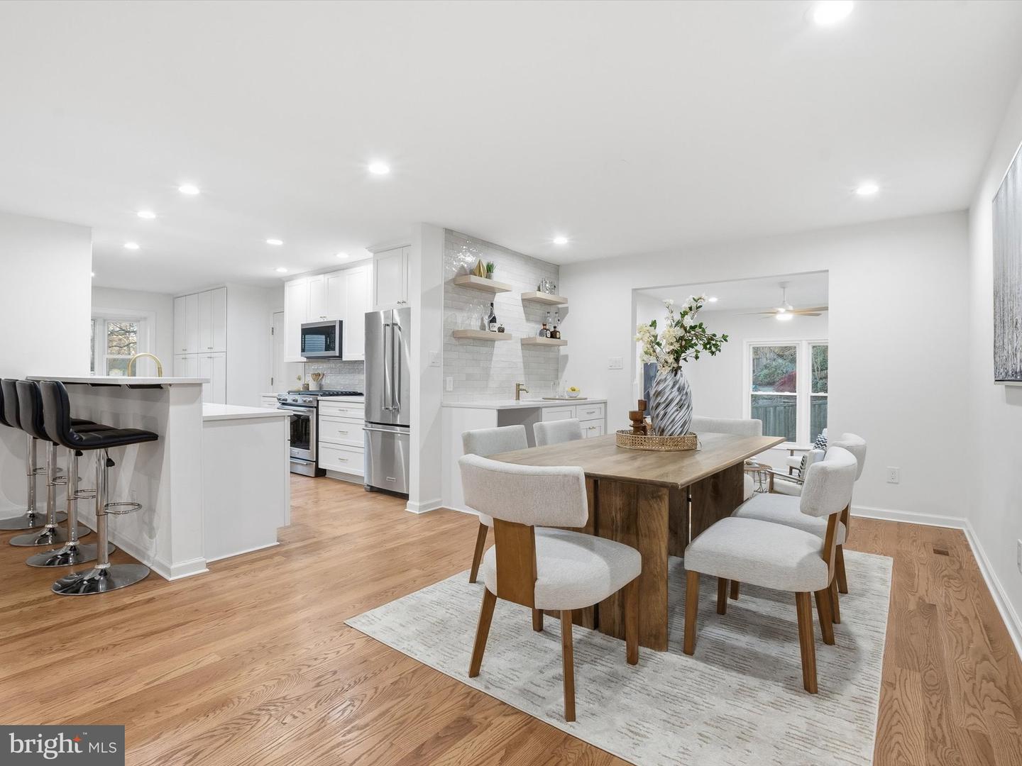 2133 FREDA DR, VIENNA, Virginia 22181, 4 Bedrooms Bedrooms, ,3 BathroomsBathrooms,Residential,For sale,2133 FREDA DR,VAFX2278986 MLS # VAFX2278986 2133 FREDA DR, VIENNA, Virginia 22181, 4 Bedrooms Bedrooms, ,3 BathroomsBathrooms,Residential,For sale,2133 FREDA DR,VAFX2278986 MLS # VAFX2278986