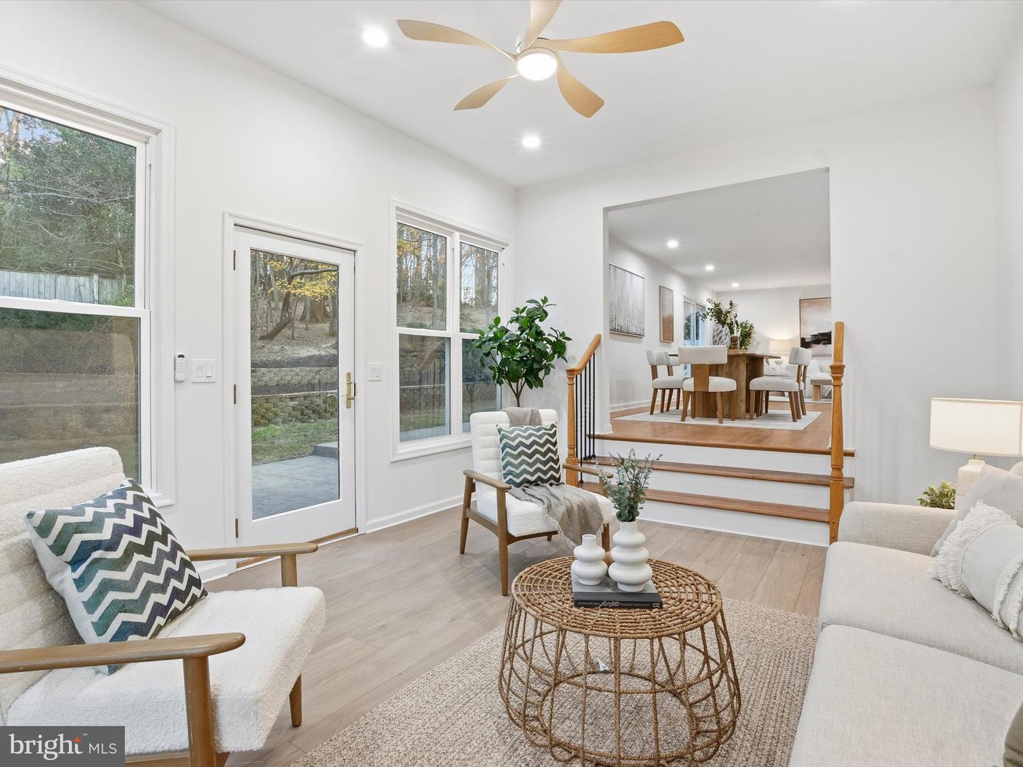 2133 FREDA DR, VIENNA, Virginia 22181, 4 Bedrooms Bedrooms, ,3 BathroomsBathrooms,Residential,For sale,2133 FREDA DR,VAFX2278986 MLS # VAFX2278986 2133 FREDA DR, VIENNA, Virginia 22181, 4 Bedrooms Bedrooms, ,3 BathroomsBathrooms,Residential,For sale,2133 FREDA DR,VAFX2278986 MLS # VAFX2278986