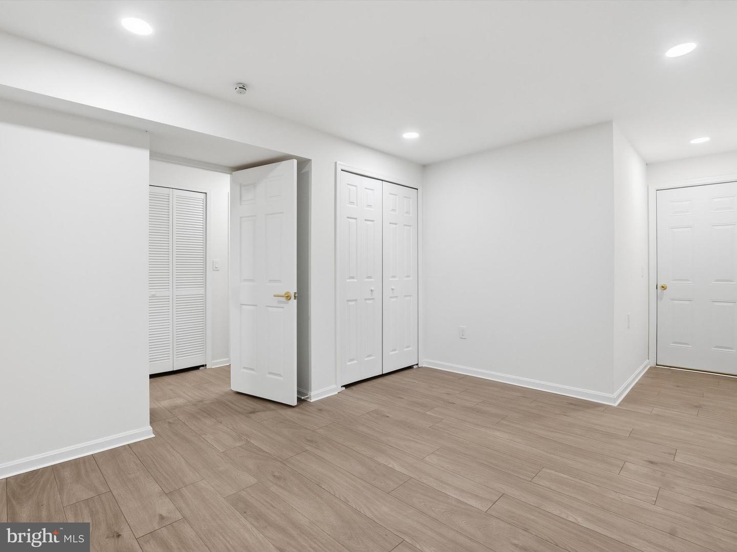 2133 FREDA DR, VIENNA, Virginia 22181, 4 Bedrooms Bedrooms, ,3 BathroomsBathrooms,Residential,For sale,2133 FREDA DR,VAFX2278986 MLS # VAFX2278986 2133 FREDA DR, VIENNA, Virginia 22181, 4 Bedrooms Bedrooms, ,3 BathroomsBathrooms,Residential,For sale,2133 FREDA DR,VAFX2278986 MLS # VAFX2278986