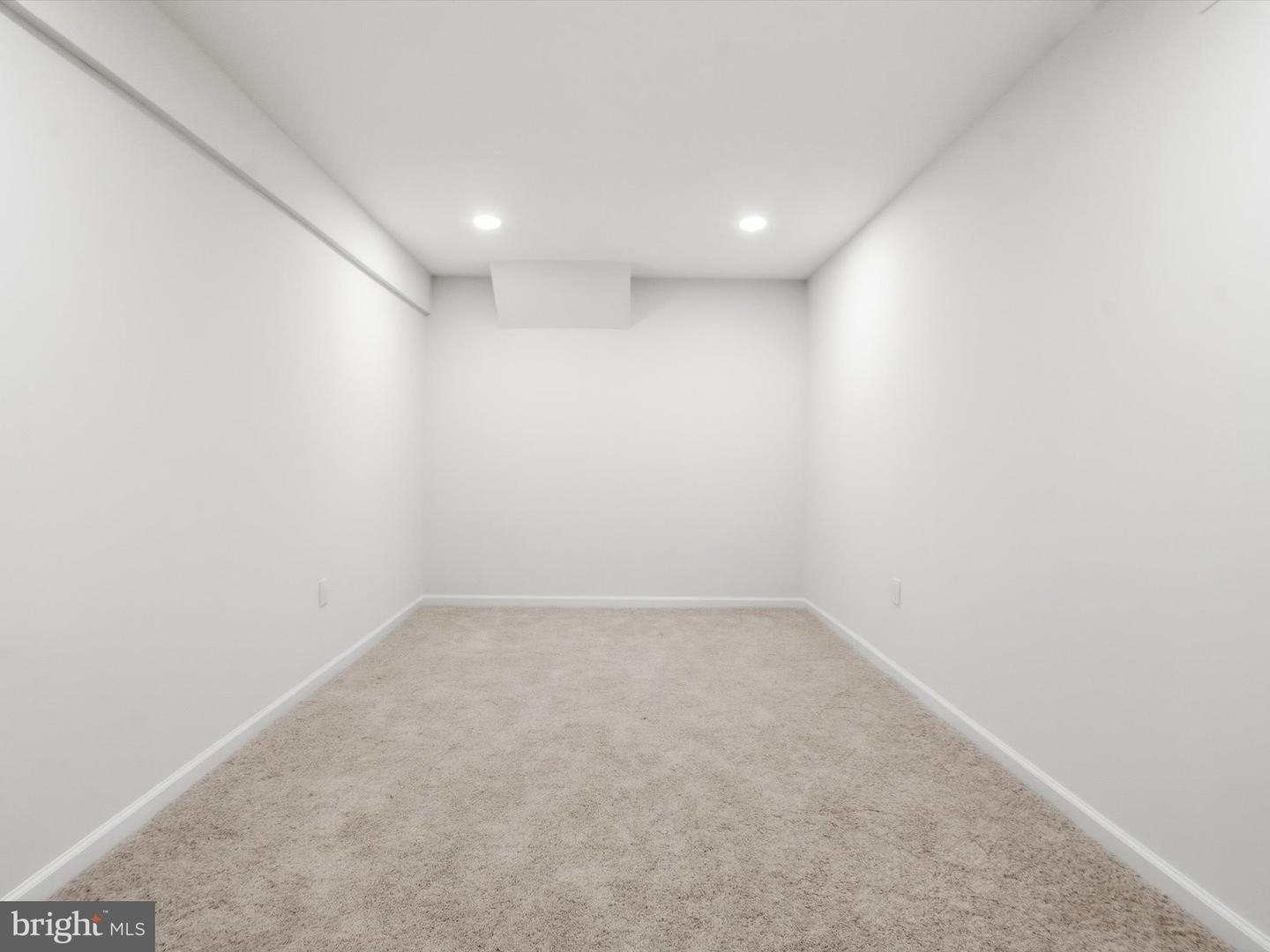 2133 FREDA DR, VIENNA, Virginia 22181, 4 Bedrooms Bedrooms, ,3 BathroomsBathrooms,Residential,For sale,2133 FREDA DR,VAFX2278986 MLS # VAFX2278986 2133 FREDA DR, VIENNA, Virginia 22181, 4 Bedrooms Bedrooms, ,3 BathroomsBathrooms,Residential,For sale,2133 FREDA DR,VAFX2278986 MLS # VAFX2278986