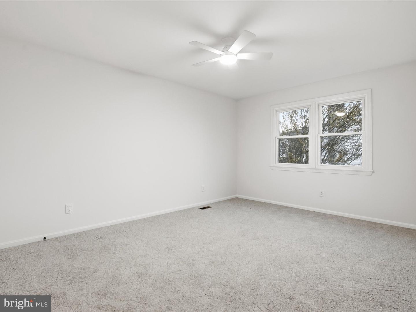 2133 FREDA DR, VIENNA, Virginia 22181, 4 Bedrooms Bedrooms, ,3 BathroomsBathrooms,Residential,For sale,2133 FREDA DR,VAFX2278986 MLS # VAFX2278986 2133 FREDA DR, VIENNA, Virginia 22181, 4 Bedrooms Bedrooms, ,3 BathroomsBathrooms,Residential,For sale,2133 FREDA DR,VAFX2278986 MLS # VAFX2278986