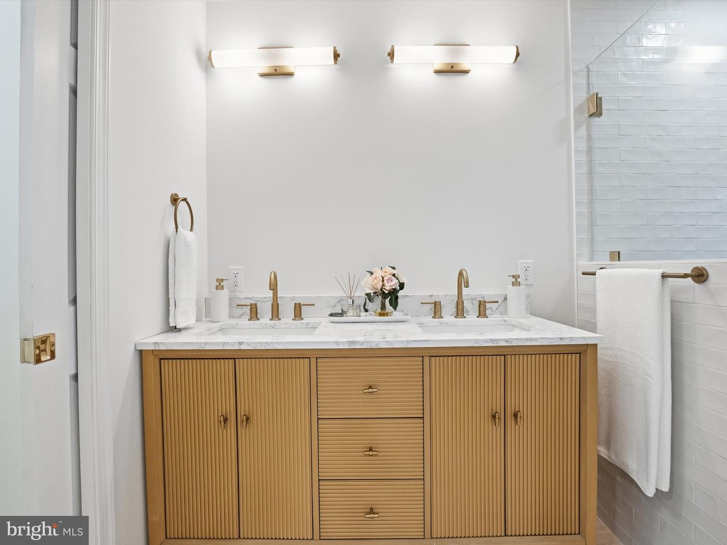 2133 FREDA DR, VIENNA, Virginia 22181, 4 Bedrooms Bedrooms, ,3 BathroomsBathrooms,Residential,For sale,2133 FREDA DR,VAFX2278986 MLS # VAFX2278986 2133 FREDA DR, VIENNA, Virginia 22181, 4 Bedrooms Bedrooms, ,3 BathroomsBathrooms,Residential,For sale,2133 FREDA DR,VAFX2278986 MLS # VAFX2278986