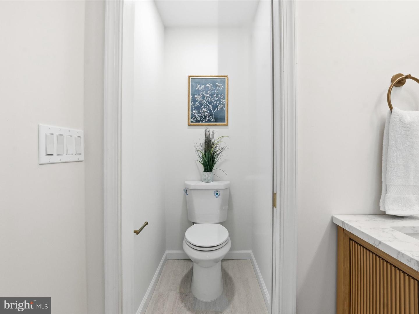 2133 FREDA DR, VIENNA, Virginia 22181, 4 Bedrooms Bedrooms, ,3 BathroomsBathrooms,Residential,For sale,2133 FREDA DR,VAFX2278986 MLS # VAFX2278986 2133 FREDA DR, VIENNA, Virginia 22181, 4 Bedrooms Bedrooms, ,3 BathroomsBathrooms,Residential,For sale,2133 FREDA DR,VAFX2278986 MLS # VAFX2278986