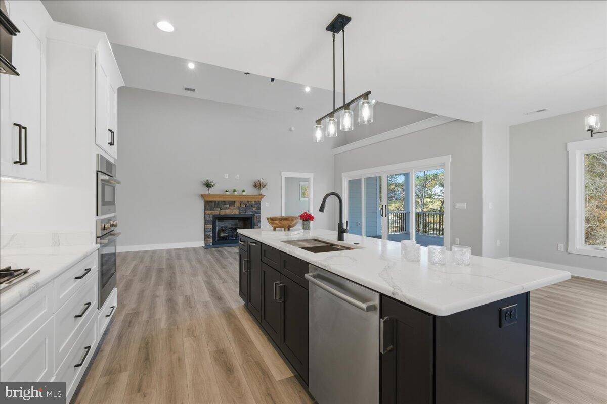 172 LAKEWATCH CIR, MONETA, Virginia 24121, 4 Bedrooms Bedrooms, ,4 BathroomsBathrooms,Residential,For sale,172 LAKEWATCH CIR,VAFK2000092 MLS # VAFK2000092 172 LAKEWATCH CIR, MONETA, Virginia 24121, 4 Bedrooms Bedrooms, ,4 BathroomsBathrooms,Residential,For sale,172 LAKEWATCH CIR,VAFK2000092 MLS # VAFK2000092