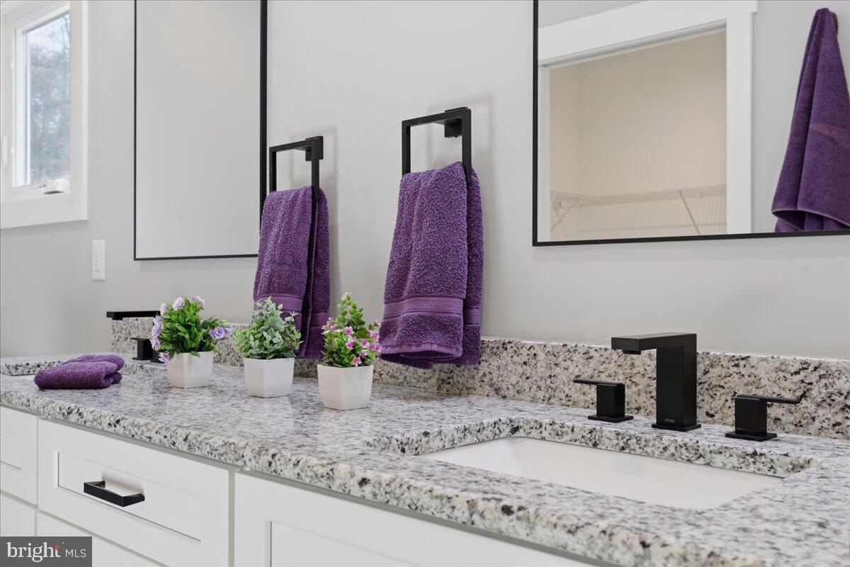 172 LAKEWATCH CIR, MONETA, Virginia 24121, 4 Bedrooms Bedrooms, ,4 BathroomsBathrooms,Residential,For sale,172 LAKEWATCH CIR,VAFK2000092 MLS # VAFK2000092 172 LAKEWATCH CIR, MONETA, Virginia 24121, 4 Bedrooms Bedrooms, ,4 BathroomsBathrooms,Residential,For sale,172 LAKEWATCH CIR,VAFK2000092 MLS # VAFK2000092