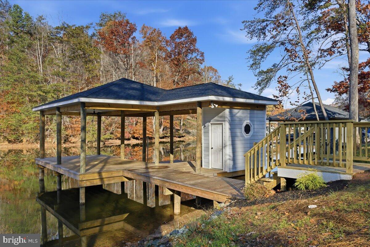 172 LAKEWATCH CIR, MONETA, Virginia 24121, 4 Bedrooms Bedrooms, ,4 BathroomsBathrooms,Residential,For sale,172 LAKEWATCH CIR,VAFK2000092 MLS # VAFK2000092 172 LAKEWATCH CIR, MONETA, Virginia 24121, 4 Bedrooms Bedrooms, ,4 BathroomsBathrooms,Residential,For sale,172 LAKEWATCH CIR,VAFK2000092 MLS # VAFK2000092