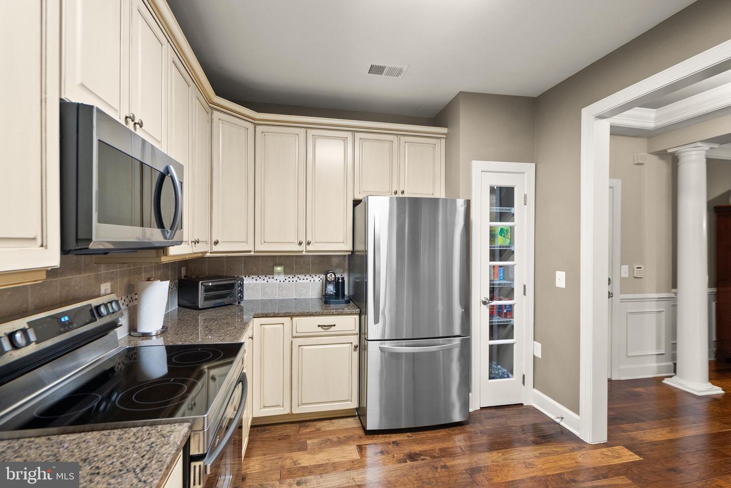 15251 ROYAL CREST DR #103, HAYMARKET, Virginia 20169, 2 Bedrooms Bedrooms, ,2 BathroomsBathrooms,Residential,For sale,15251 ROYAL CREST DR #103,VAPW2107738 MLS # VAPW2107738 15251 ROYAL CREST DR #103, HAYMARKET, Virginia 20169, 2 Bedrooms Bedrooms, ,2 BathroomsBathrooms,Residential,For sale,15251 ROYAL CREST DR #103,VAPW2107738 MLS # VAPW2107738