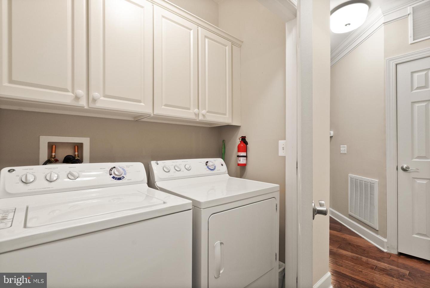 15251 ROYAL CREST DR #103, HAYMARKET, Virginia 20169, 2 Bedrooms Bedrooms, ,2 BathroomsBathrooms,Residential,For sale,15251 ROYAL CREST DR #103,VAPW2107738 MLS # VAPW2107738 15251 ROYAL CREST DR #103, HAYMARKET, Virginia 20169, 2 Bedrooms Bedrooms, ,2 BathroomsBathrooms,Residential,For sale,15251 ROYAL CREST DR #103,VAPW2107738 MLS # VAPW2107738