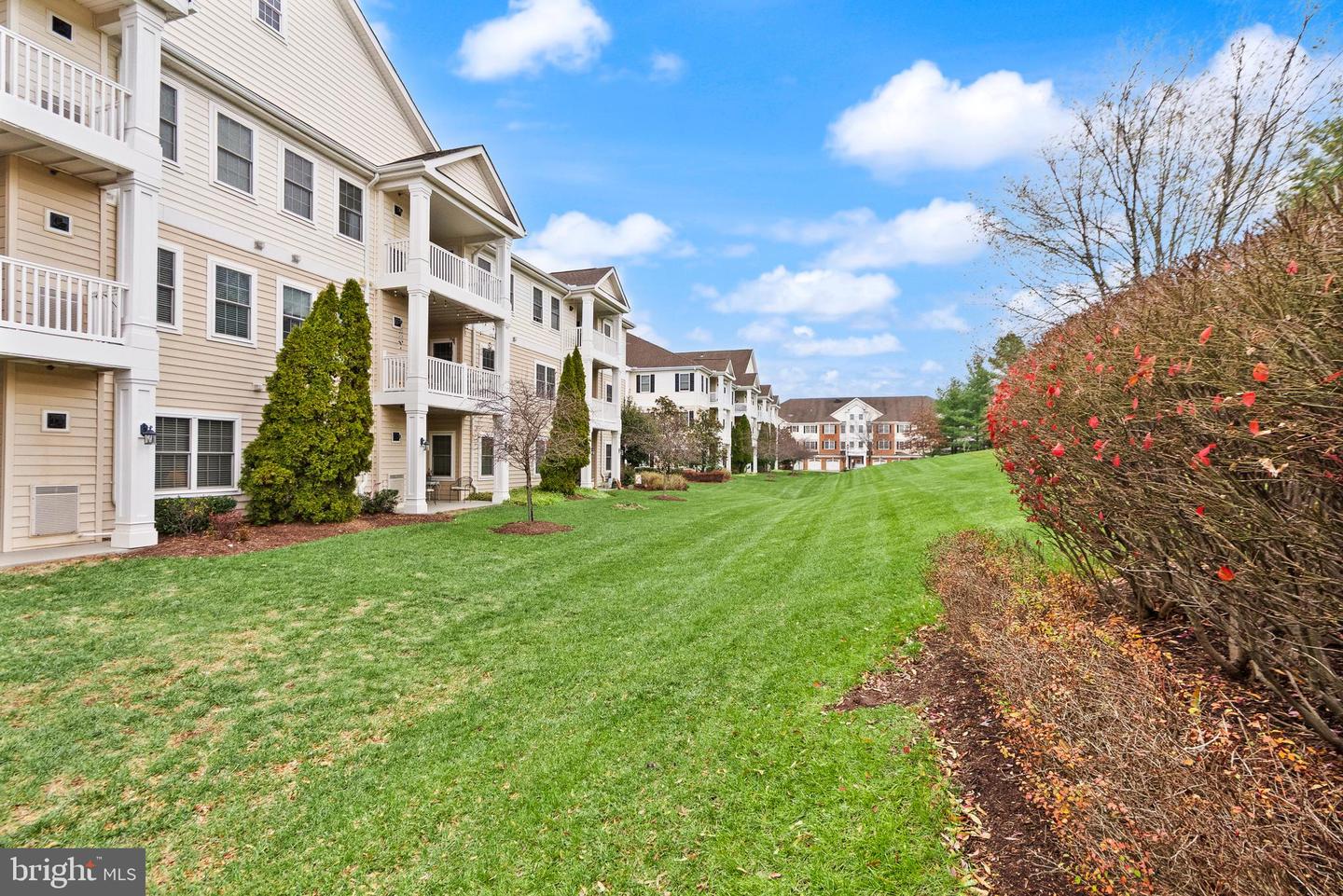 15251 ROYAL CREST DR #103, HAYMARKET, Virginia 20169, 2 Bedrooms Bedrooms, ,2 BathroomsBathrooms,Residential,For sale,15251 ROYAL CREST DR #103,VAPW2107738 MLS # VAPW2107738 15251 ROYAL CREST DR #103, HAYMARKET, Virginia 20169, 2 Bedrooms Bedrooms, ,2 BathroomsBathrooms,Residential,For sale,15251 ROYAL CREST DR #103,VAPW2107738 MLS # VAPW2107738