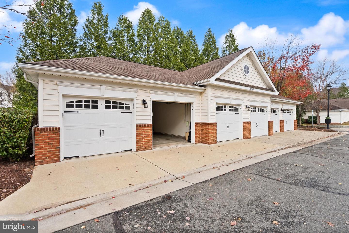 15251 ROYAL CREST DR #103, HAYMARKET, Virginia 20169, 2 Bedrooms Bedrooms, ,2 BathroomsBathrooms,Residential,For sale,15251 ROYAL CREST DR #103,VAPW2107738 MLS # VAPW2107738 15251 ROYAL CREST DR #103, HAYMARKET, Virginia 20169, 2 Bedrooms Bedrooms, ,2 BathroomsBathrooms,Residential,For sale,15251 ROYAL CREST DR #103,VAPW2107738 MLS # VAPW2107738