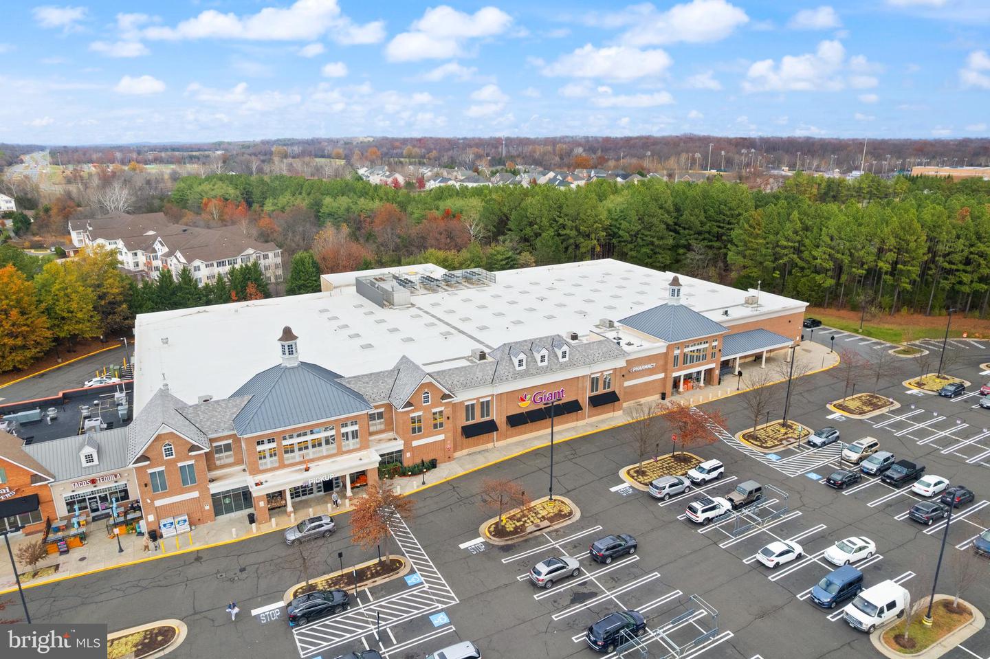 15251 ROYAL CREST DR #103, HAYMARKET, Virginia 20169, 2 Bedrooms Bedrooms, ,2 BathroomsBathrooms,Residential,For sale,15251 ROYAL CREST DR #103,VAPW2107738 MLS # VAPW2107738 15251 ROYAL CREST DR #103, HAYMARKET, Virginia 20169, 2 Bedrooms Bedrooms, ,2 BathroomsBathrooms,Residential,For sale,15251 ROYAL CREST DR #103,VAPW2107738 MLS # VAPW2107738