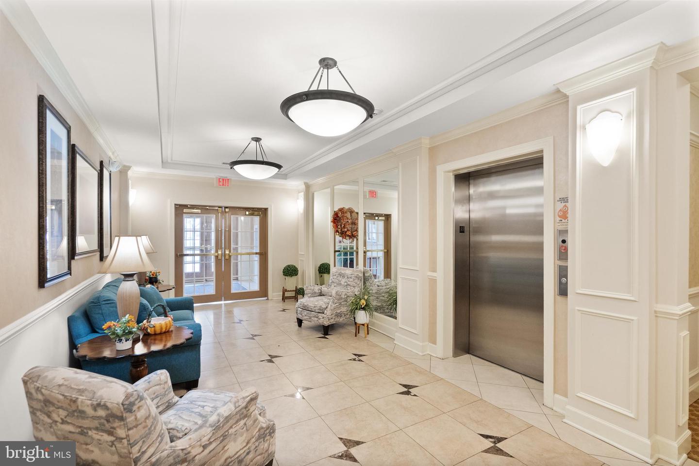 15251 ROYAL CREST DR #103, HAYMARKET, Virginia 20169, 2 Bedrooms Bedrooms, ,2 BathroomsBathrooms,Residential,For sale,15251 ROYAL CREST DR #103,VAPW2107738 MLS # VAPW2107738 15251 ROYAL CREST DR #103, HAYMARKET, Virginia 20169, 2 Bedrooms Bedrooms, ,2 BathroomsBathrooms,Residential,For sale,15251 ROYAL CREST DR #103,VAPW2107738 MLS # VAPW2107738