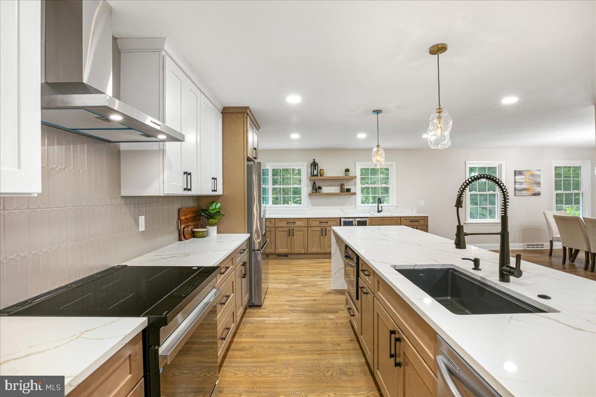 11603 VIRGATE LN, RESTON, Virginia 20191, 5 Bedrooms Bedrooms, 11 Rooms Rooms,4 BathroomsBathrooms,Residential,For sale,11603 VIRGATE LN,VAFX2279030 MLS # VAFX2279030 11603 VIRGATE LN, RESTON, Virginia 20191, 5 Bedrooms Bedrooms, 11 Rooms Rooms,4 BathroomsBathrooms,Residential,For sale,11603 VIRGATE LN,VAFX2279030 MLS # VAFX2279030