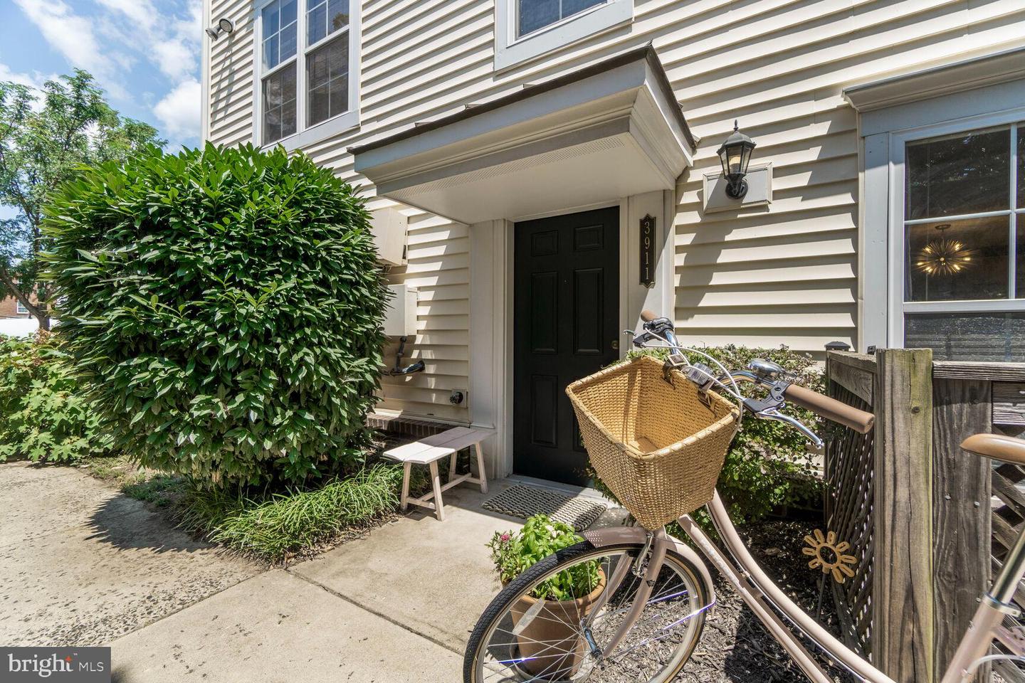 3911 OLD DOMINION BLVD, ALEXANDRIA, Virginia 22305, 2 Bedrooms Bedrooms, ,1 BathroomBathrooms,Residential,For sale,3911 OLD DOMINION BLVD,VAAX2051802 MLS # VAAX2051802 3911 OLD DOMINION BLVD, ALEXANDRIA, Virginia 22305, 2 Bedrooms Bedrooms, ,1 BathroomBathrooms,Residential,For sale,3911 OLD DOMINION BLVD,VAAX2051802 MLS # VAAX2051802