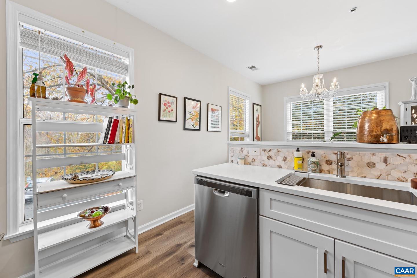 320 RIVERBEND DR #2B, CHARLOTTESVILLE, Virginia 22911, 2 Bedrooms Bedrooms, ,2 BathroomsBathrooms,Residential,For sale,320 RIVERBEND DR #2B,671071 MLS # 671071 320 RIVERBEND DR #2B, CHARLOTTESVILLE, Virginia 22911, 2 Bedrooms Bedrooms, ,2 BathroomsBathrooms,Residential,For sale,320 RIVERBEND DR #2B,671071 MLS # 671071