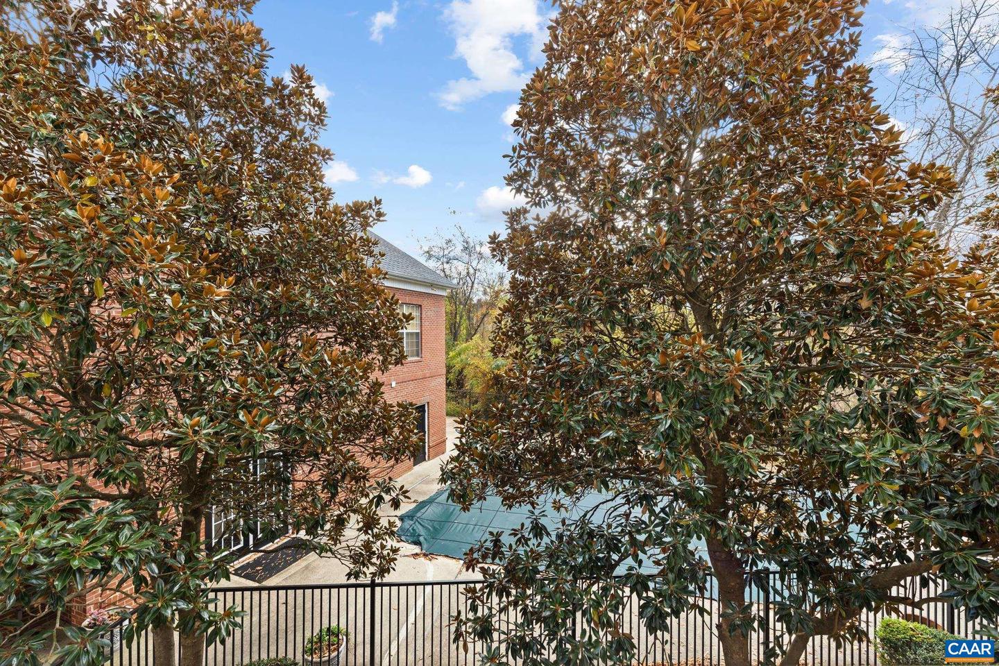 320 RIVERBEND DR #2B, CHARLOTTESVILLE, Virginia 22911, 2 Bedrooms Bedrooms, ,2 BathroomsBathrooms,Residential,For sale,320 RIVERBEND DR #2B,671071 MLS # 671071 320 RIVERBEND DR #2B, CHARLOTTESVILLE, Virginia 22911, 2 Bedrooms Bedrooms, ,2 BathroomsBathrooms,Residential,For sale,320 RIVERBEND DR #2B,671071 MLS # 671071