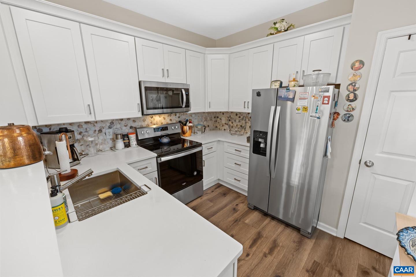 320 RIVERBEND DR #2B, CHARLOTTESVILLE, Virginia 22911, 2 Bedrooms Bedrooms, ,2 BathroomsBathrooms,Residential,For sale,320 RIVERBEND DR #2B,671071 MLS # 671071 320 RIVERBEND DR #2B, CHARLOTTESVILLE, Virginia 22911, 2 Bedrooms Bedrooms, ,2 BathroomsBathrooms,Residential,For sale,320 RIVERBEND DR #2B,671071 MLS # 671071