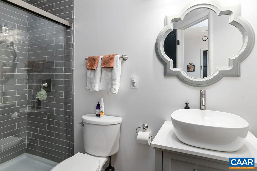 800 LAURELWOOD CONDOS, WINTERGREEN RESORT, Virginia 22967, 1 Bedroom Bedrooms, ,1 BathroomBathrooms,Residential,For sale,800 LAURELWOOD CONDOS,671074 MLS # 671074