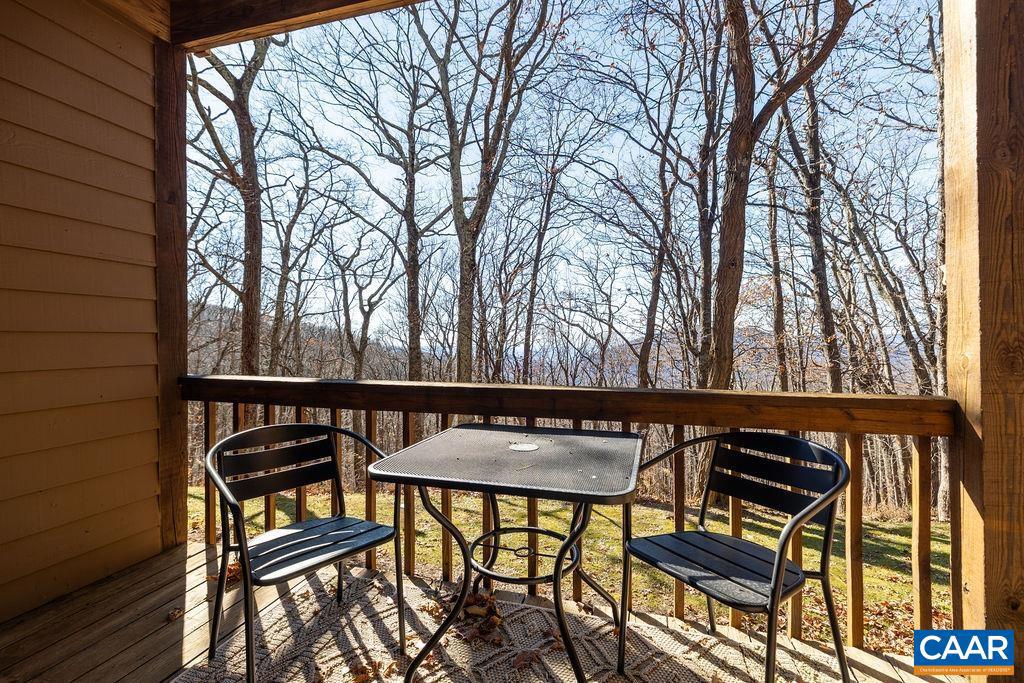 800 LAURELWOOD CONDOS, WINTERGREEN RESORT, Virginia 22967, 1 Bedroom Bedrooms, ,1 BathroomBathrooms,Residential,For sale,800 LAURELWOOD CONDOS,671074 MLS # 671074