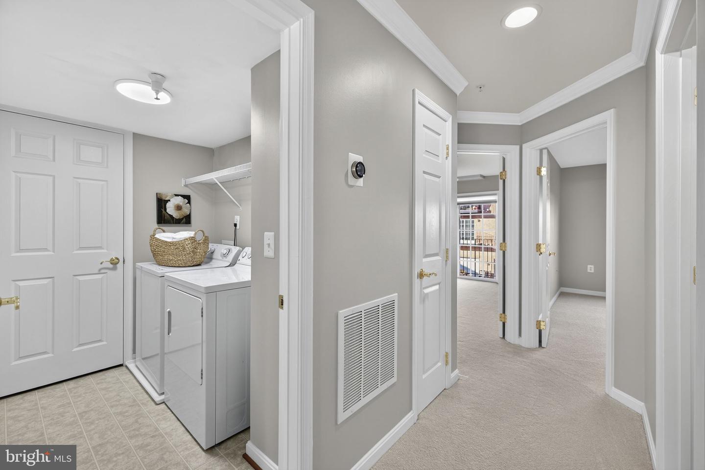 6313 IRIS MEADOW LN, HAYMARKET, Virginia 20169, 3 Bedrooms Bedrooms, ,2 BathroomsBathrooms,Residential,For sale,6313 IRIS MEADOW LN,VAPW2107718 MLS # VAPW2107718 6313 IRIS MEADOW LN, HAYMARKET, Virginia 20169, 3 Bedrooms Bedrooms, ,2 BathroomsBathrooms,Residential,For sale,6313 IRIS MEADOW LN,VAPW2107718 MLS # VAPW2107718