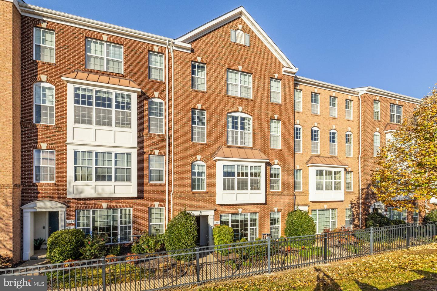 6313 IRIS MEADOW LN, HAYMARKET, Virginia 20169, 3 Bedrooms Bedrooms, ,2 BathroomsBathrooms,Residential,For sale,6313 IRIS MEADOW LN,VAPW2107718 MLS # VAPW2107718 6313 IRIS MEADOW LN, HAYMARKET, Virginia 20169, 3 Bedrooms Bedrooms, ,2 BathroomsBathrooms,Residential,For sale,6313 IRIS MEADOW LN,VAPW2107718 MLS # VAPW2107718