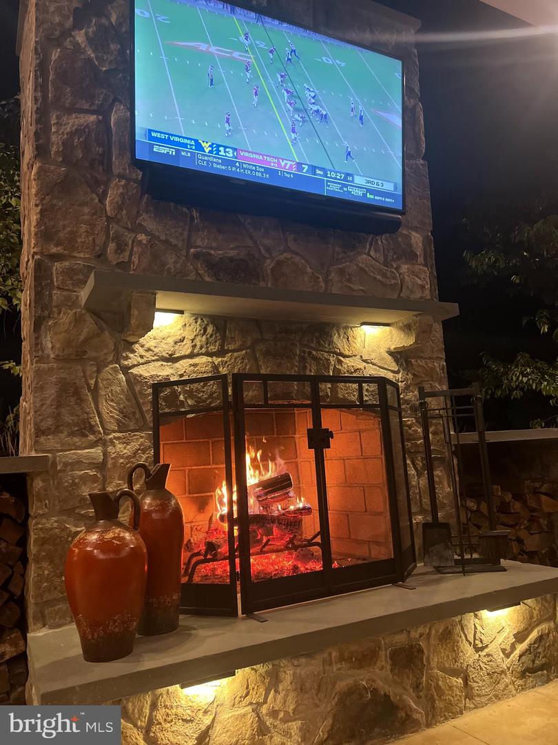 19746 WILLOWDALE PL, ASHBURN, Virginia 20147, 6 Bedrooms Bedrooms, ,6 BathroomsBathrooms,Residential,For sale,19746 WILLOWDALE PL,VALO2111116 MLS # VALO2111116 19746 WILLOWDALE PL, ASHBURN, Virginia 20147, 6 Bedrooms Bedrooms, ,6 BathroomsBathrooms,Residential,For sale,19746 WILLOWDALE PL,VALO2111116 MLS # VALO2111116