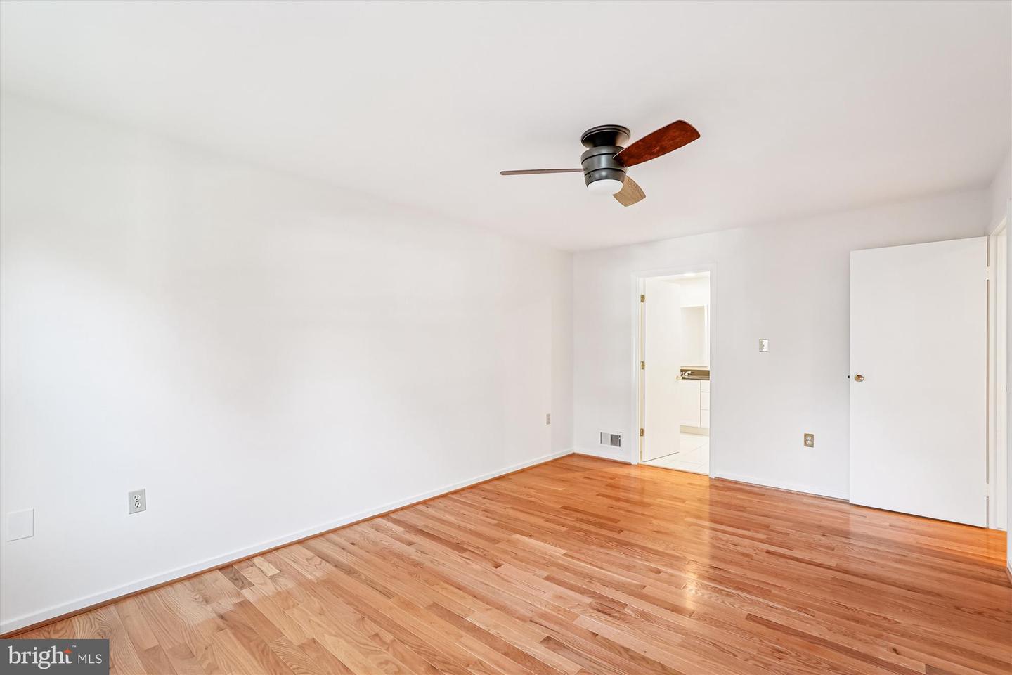 11410 RUNNING CEDAR RD, RESTON, Virginia 20191, 4 Bedrooms Bedrooms, ,2 BathroomsBathrooms,Residential,For sale,11410 RUNNING CEDAR RD,VAFX2279004 MLS # VAFX2279004 11410 RUNNING CEDAR RD, RESTON, Virginia 20191, 4 Bedrooms Bedrooms, ,2 BathroomsBathrooms,Residential,For sale,11410 RUNNING CEDAR RD,VAFX2279004 MLS # VAFX2279004