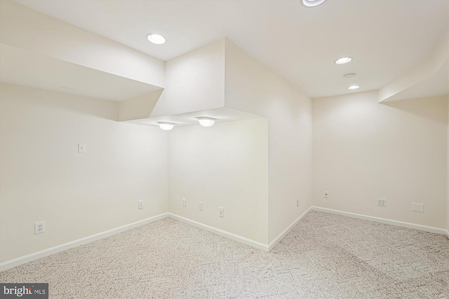 11410 RUNNING CEDAR RD, RESTON, Virginia 20191, 4 Bedrooms Bedrooms, ,2 BathroomsBathrooms,Residential,For sale,11410 RUNNING CEDAR RD,VAFX2279004 MLS # VAFX2279004 11410 RUNNING CEDAR RD, RESTON, Virginia 20191, 4 Bedrooms Bedrooms, ,2 BathroomsBathrooms,Residential,For sale,11410 RUNNING CEDAR RD,VAFX2279004 MLS # VAFX2279004