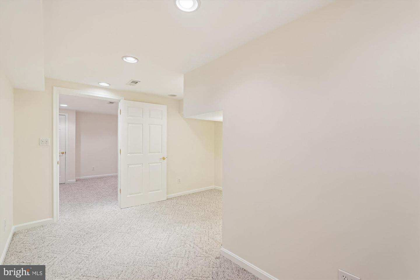 11410 RUNNING CEDAR RD, RESTON, Virginia 20191, 4 Bedrooms Bedrooms, ,2 BathroomsBathrooms,Residential,For sale,11410 RUNNING CEDAR RD,VAFX2279004 MLS # VAFX2279004 11410 RUNNING CEDAR RD, RESTON, Virginia 20191, 4 Bedrooms Bedrooms, ,2 BathroomsBathrooms,Residential,For sale,11410 RUNNING CEDAR RD,VAFX2279004 MLS # VAFX2279004