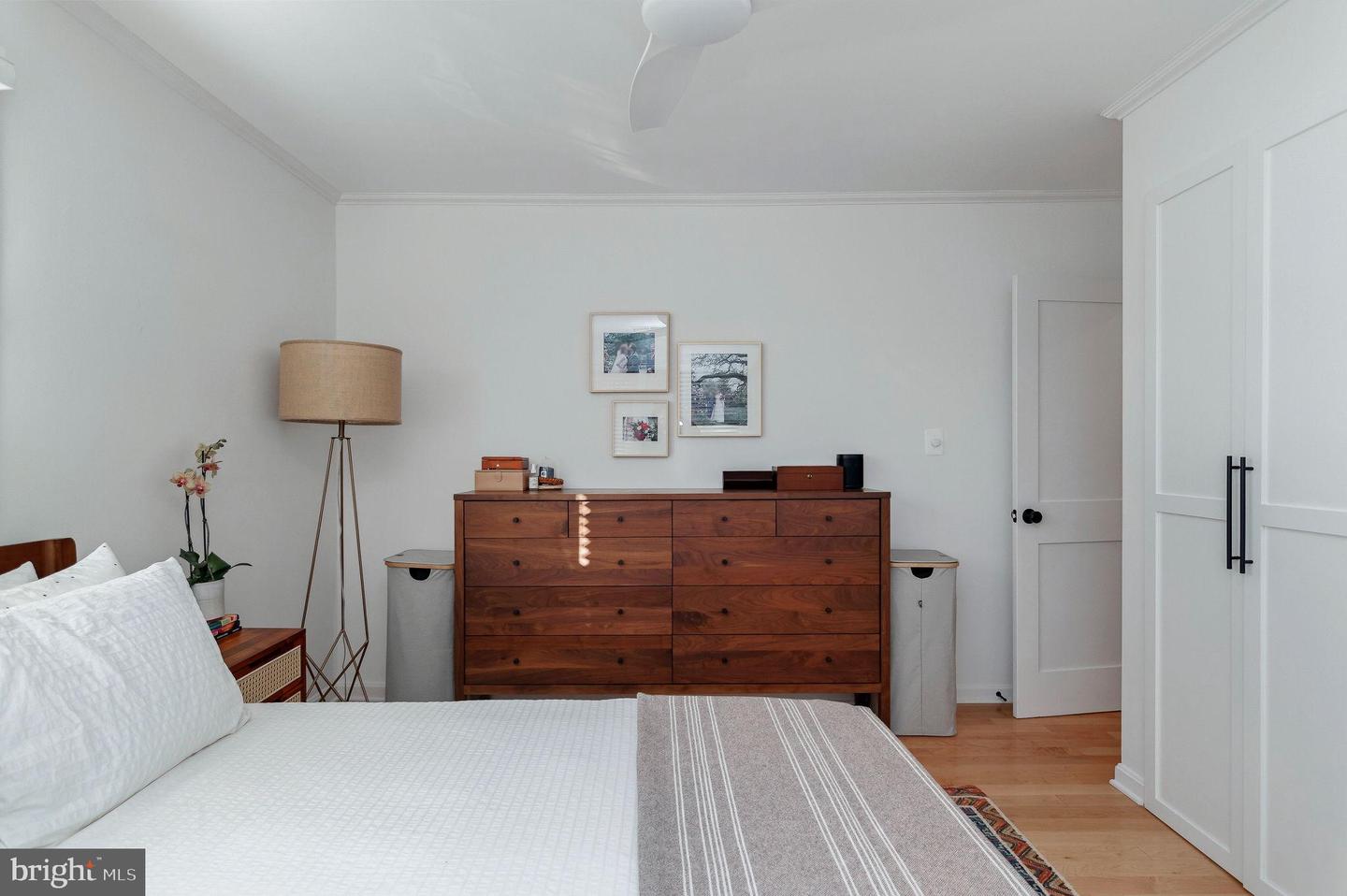 7014 OAK RIDGE RD, FALLS CHURCH, Virginia 22042, 3 Bedrooms Bedrooms, 4 Rooms Rooms,1 BathroomBathrooms,Residential,For sale,7014 OAK RIDGE RD,VAFX2279080 MLS # VAFX2279080 7014 OAK RIDGE RD, FALLS CHURCH, Virginia 22042, 3 Bedrooms Bedrooms, 4 Rooms Rooms,1 BathroomBathrooms,Residential,For sale,7014 OAK RIDGE RD,VAFX2279080 MLS # VAFX2279080