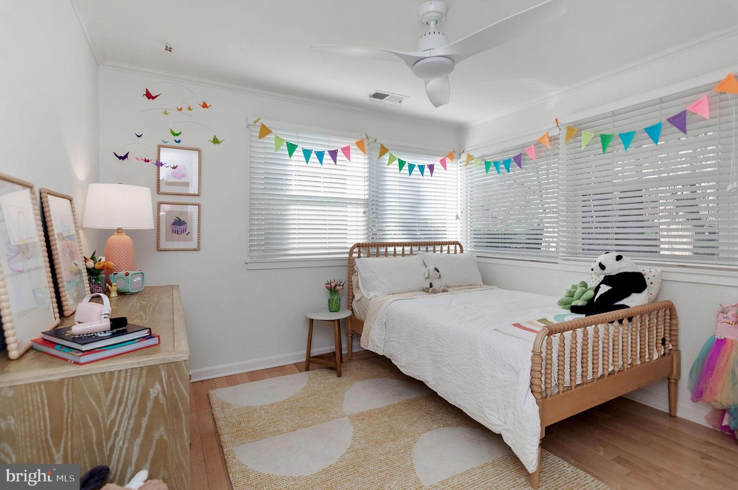 7014 OAK RIDGE RD, FALLS CHURCH, Virginia 22042, 3 Bedrooms Bedrooms, 4 Rooms Rooms,1 BathroomBathrooms,Residential,For sale,7014 OAK RIDGE RD,VAFX2279080 MLS # VAFX2279080 7014 OAK RIDGE RD, FALLS CHURCH, Virginia 22042, 3 Bedrooms Bedrooms, 4 Rooms Rooms,1 BathroomBathrooms,Residential,For sale,7014 OAK RIDGE RD,VAFX2279080 MLS # VAFX2279080