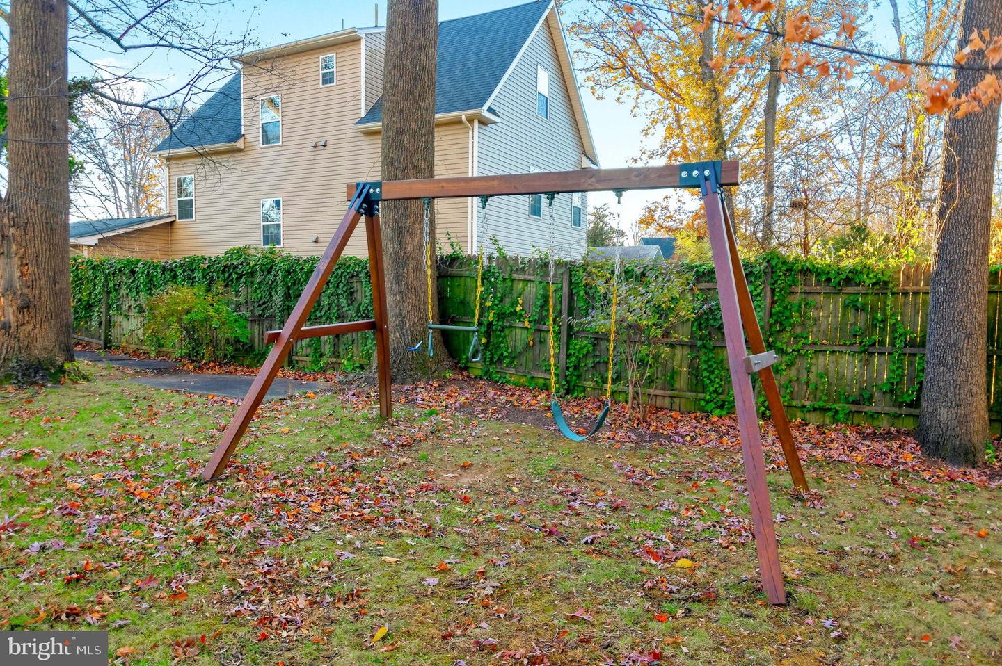 7014 OAK RIDGE RD, FALLS CHURCH, Virginia 22042, 3 Bedrooms Bedrooms, 4 Rooms Rooms,1 BathroomBathrooms,Residential,For sale,7014 OAK RIDGE RD,VAFX2279080 MLS # VAFX2279080 7014 OAK RIDGE RD, FALLS CHURCH, Virginia 22042, 3 Bedrooms Bedrooms, 4 Rooms Rooms,1 BathroomBathrooms,Residential,For sale,7014 OAK RIDGE RD,VAFX2279080 MLS # VAFX2279080