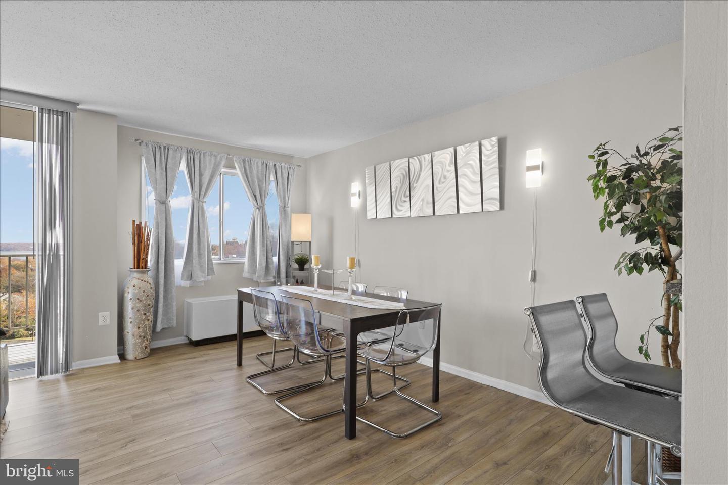 2059 HUNTINGTON AVE #1201, ALEXANDRIA, Virginia 22303, 1 Bedroom Bedrooms, ,1 BathroomBathrooms,Residential,For sale,2059 HUNTINGTON AVE #1201,VAFX2279106 MLS # VAFX2279106 2059 HUNTINGTON AVE #1201, ALEXANDRIA, Virginia 22303, 1 Bedroom Bedrooms, ,1 BathroomBathrooms,Residential,For sale,2059 HUNTINGTON AVE #1201,VAFX2279106 MLS # VAFX2279106