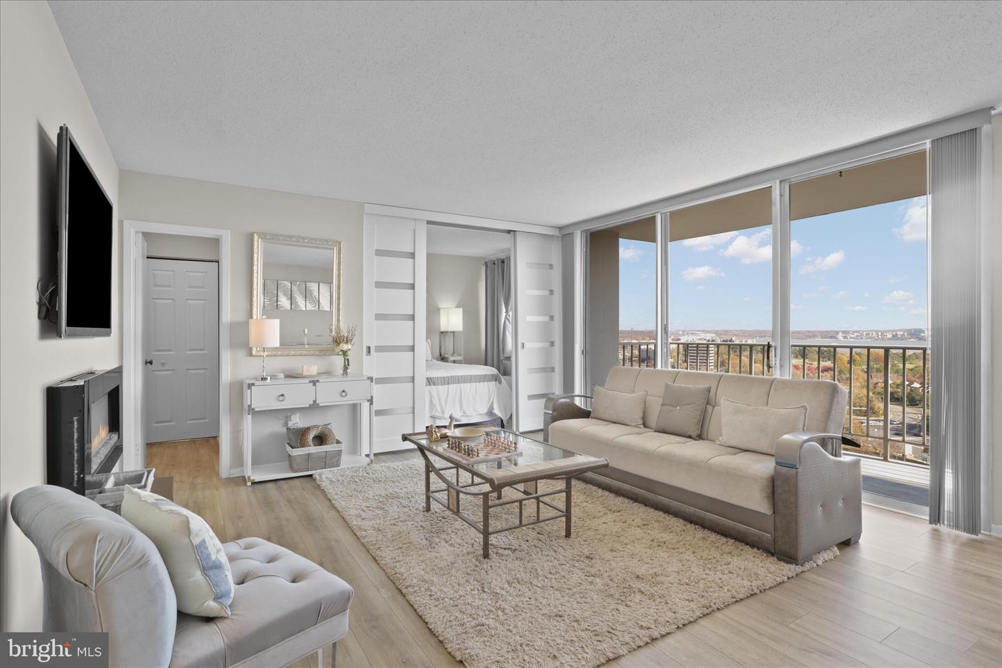 2059 HUNTINGTON AVE #1201, ALEXANDRIA, Virginia 22303, 1 Bedroom Bedrooms, ,1 BathroomBathrooms,Residential,For sale,2059 HUNTINGTON AVE #1201,VAFX2279106 MLS # VAFX2279106 2059 HUNTINGTON AVE #1201, ALEXANDRIA, Virginia 22303, 1 Bedroom Bedrooms, ,1 BathroomBathrooms,Residential,For sale,2059 HUNTINGTON AVE #1201,VAFX2279106 MLS # VAFX2279106