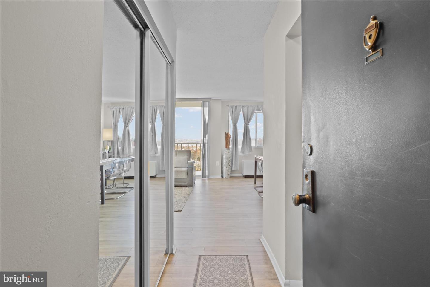 2059 HUNTINGTON AVE #1201, ALEXANDRIA, Virginia 22303, 1 Bedroom Bedrooms, ,1 BathroomBathrooms,Residential,For sale,2059 HUNTINGTON AVE #1201,VAFX2279106 MLS # VAFX2279106 2059 HUNTINGTON AVE #1201, ALEXANDRIA, Virginia 22303, 1 Bedroom Bedrooms, ,1 BathroomBathrooms,Residential,For sale,2059 HUNTINGTON AVE #1201,VAFX2279106 MLS # VAFX2279106