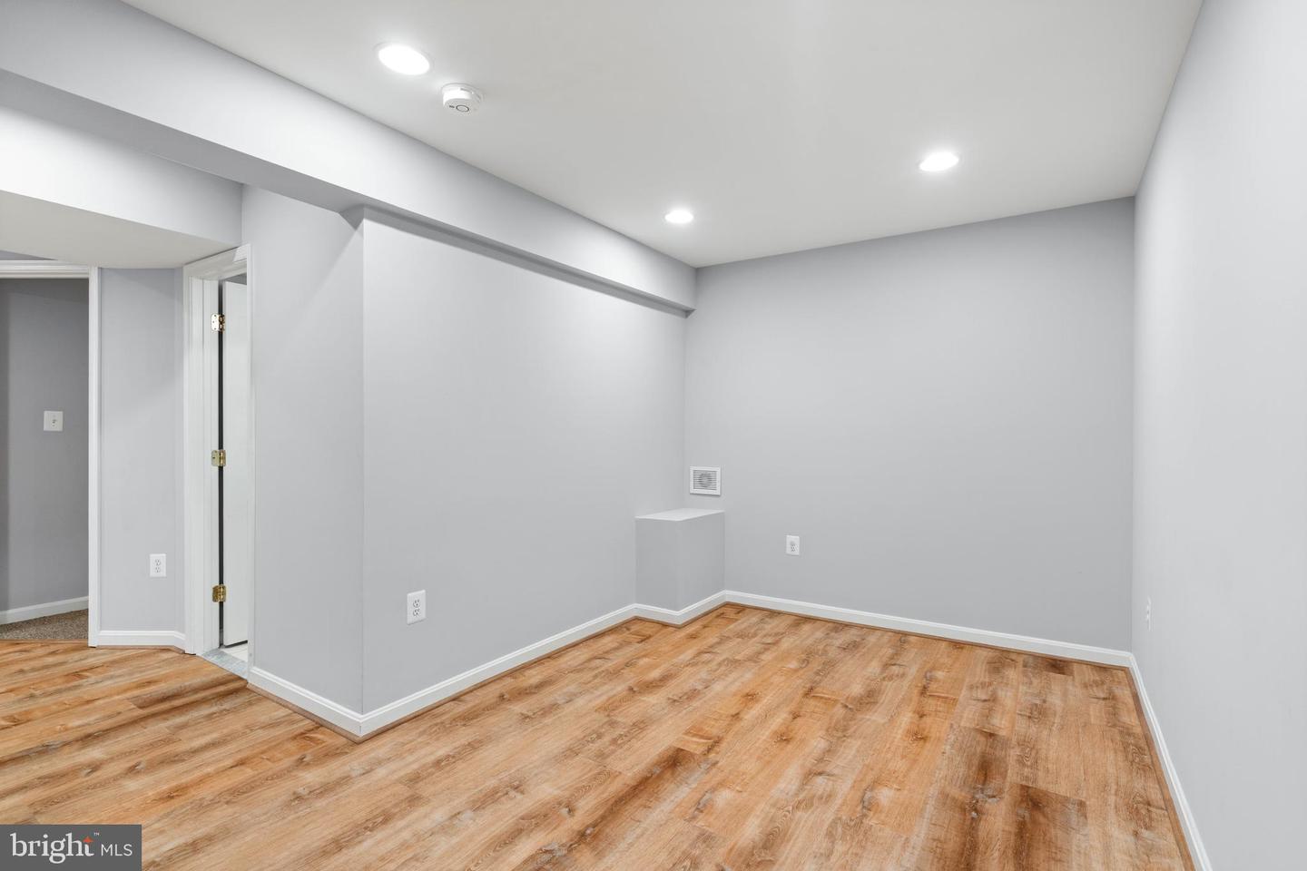 4977 BREEZE WAY, DUMFRIES, Virginia 22025, 5 Bedrooms Bedrooms, ,3 BathroomsBathrooms,Residential,For sale,4977 BREEZE WAY,VAPW2107756 MLS # VAPW2107756 4977 BREEZE WAY, DUMFRIES, Virginia 22025, 5 Bedrooms Bedrooms, ,3 BathroomsBathrooms,Residential,For sale,4977 BREEZE WAY,VAPW2107756 MLS # VAPW2107756