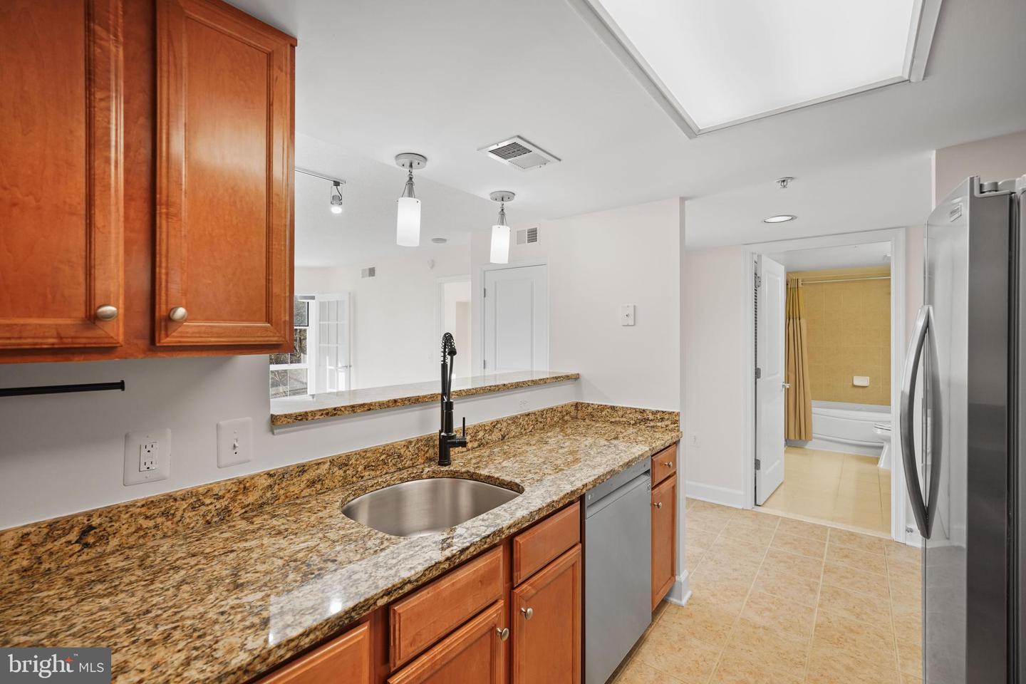 11800 SUNSET HILLS RD #611, RESTON, Virginia 20190, 2 Bedrooms Bedrooms, ,2 BathroomsBathrooms,Residential,For sale,11800 SUNSET HILLS RD #611,VAFX2278918 MLS # VAFX2278918 11800 SUNSET HILLS RD #611, RESTON, Virginia 20190, 2 Bedrooms Bedrooms, ,2 BathroomsBathrooms,Residential,For sale,11800 SUNSET HILLS RD #611,VAFX2278918 MLS # VAFX2278918