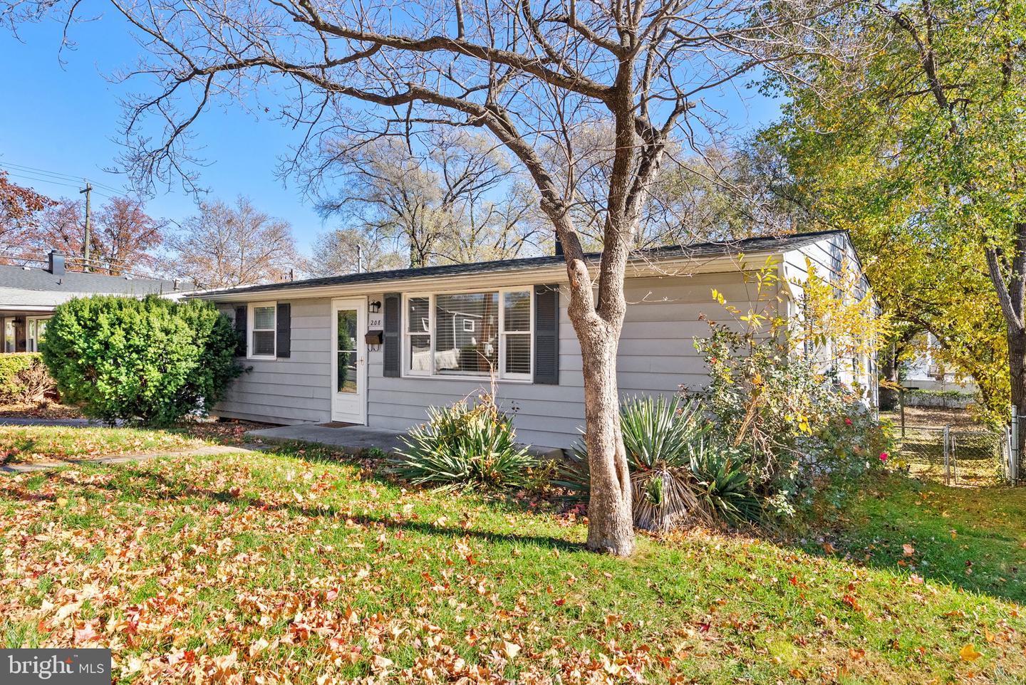 208 SHENANDOAH AVE, WINCHESTER, Virginia 22601, 3 Bedrooms Bedrooms, ,1 BathroomBathrooms,Residential,For sale,208 SHENANDOAH AVE,VAWI2009462 MLS # VAWI2009462 208 SHENANDOAH AVE, WINCHESTER, Virginia 22601, 3 Bedrooms Bedrooms, ,1 BathroomBathrooms,Residential,For sale,208 SHENANDOAH AVE,VAWI2009462 MLS # VAWI2009462