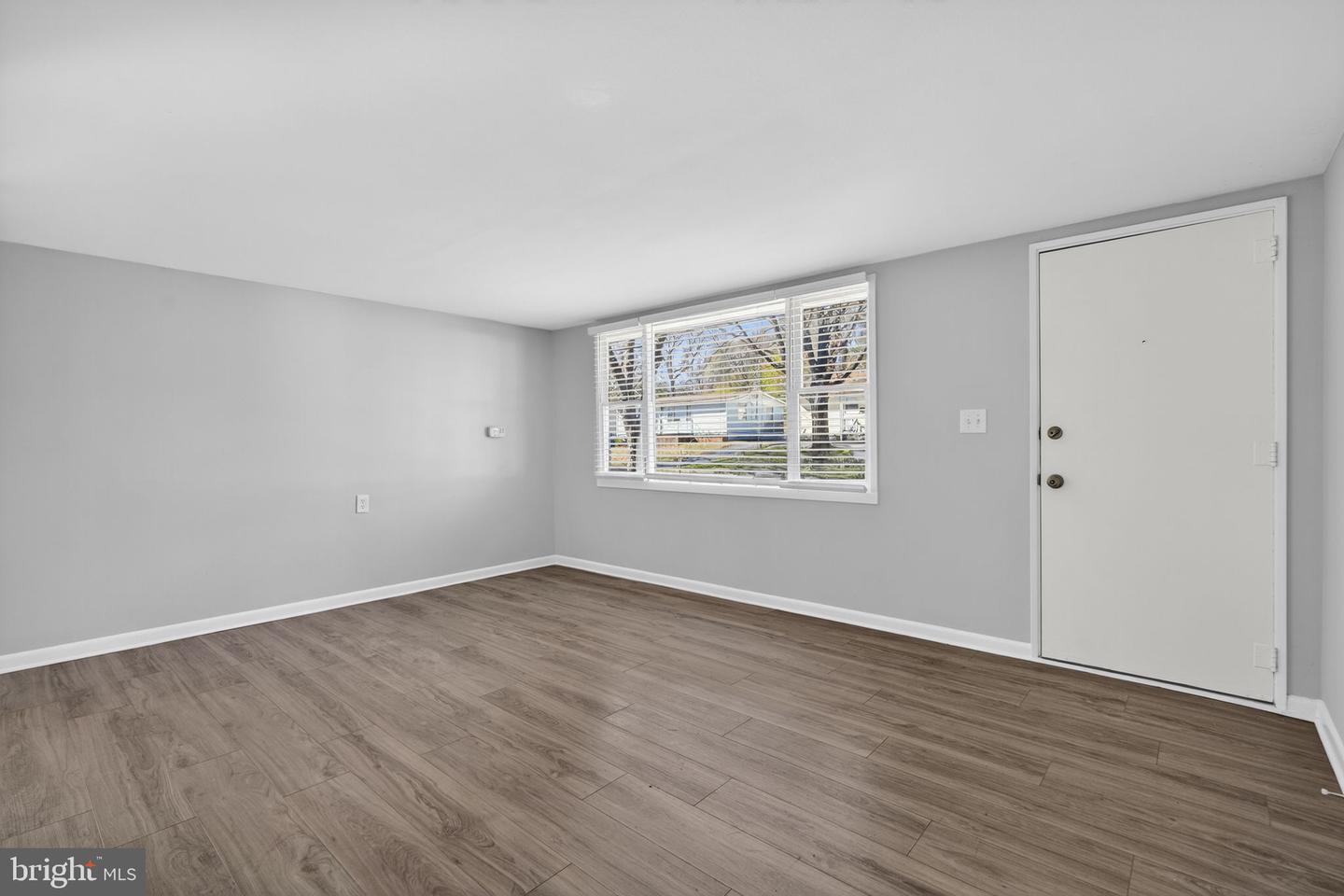 208 SHENANDOAH AVE, WINCHESTER, Virginia 22601, 3 Bedrooms Bedrooms, ,1 BathroomBathrooms,Residential,For sale,208 SHENANDOAH AVE,VAWI2009462 MLS # VAWI2009462 208 SHENANDOAH AVE, WINCHESTER, Virginia 22601, 3 Bedrooms Bedrooms, ,1 BathroomBathrooms,Residential,For sale,208 SHENANDOAH AVE,VAWI2009462 MLS # VAWI2009462