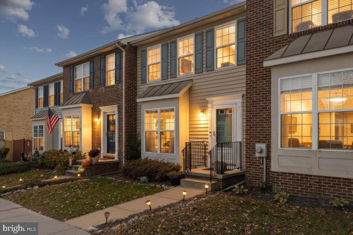 110 CHATHAM SQ, WINCHESTER, Virginia 22601, 2 Bedrooms Bedrooms, 6 Rooms Rooms,1 BathroomBathrooms,Residential,For sale,110 CHATHAM SQ,VAFV2038040 MLS # VAFV2038040 110 CHATHAM SQ, WINCHESTER, Virginia 22601, 2 Bedrooms Bedrooms, 6 Rooms Rooms,1 BathroomBathrooms,Residential,For sale,110 CHATHAM SQ,VAFV2038040 MLS # VAFV2038040