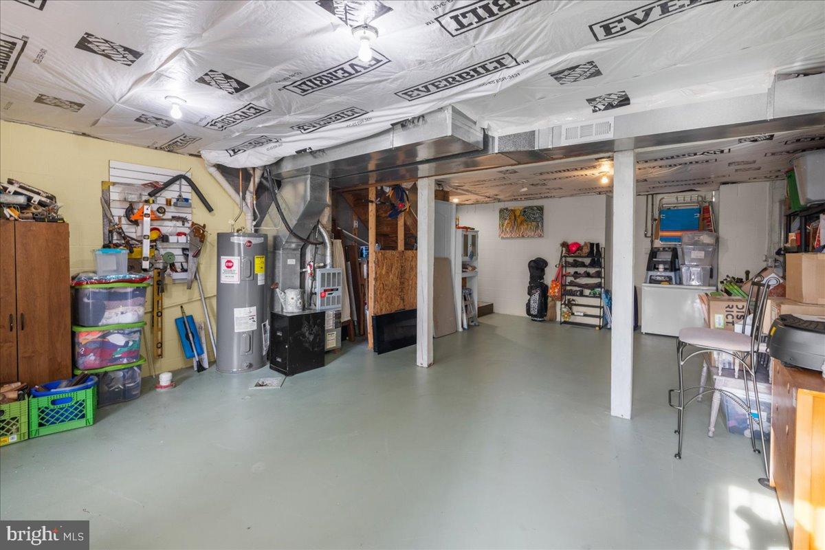 110 CHATHAM SQ, WINCHESTER, Virginia 22601, 2 Bedrooms Bedrooms, 6 Rooms Rooms,1 BathroomBathrooms,Residential,For sale,110 CHATHAM SQ,VAFV2038040 MLS # VAFV2038040 110 CHATHAM SQ, WINCHESTER, Virginia 22601, 2 Bedrooms Bedrooms, 6 Rooms Rooms,1 BathroomBathrooms,Residential,For sale,110 CHATHAM SQ,VAFV2038040 MLS # VAFV2038040