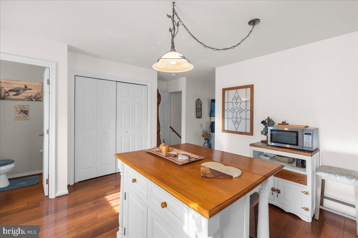 110 CHATHAM SQ, WINCHESTER, Virginia 22601, 2 Bedrooms Bedrooms, 6 Rooms Rooms,1 BathroomBathrooms,Residential,For sale,110 CHATHAM SQ,VAFV2038040 MLS # VAFV2038040 110 CHATHAM SQ, WINCHESTER, Virginia 22601, 2 Bedrooms Bedrooms, 6 Rooms Rooms,1 BathroomBathrooms,Residential,For sale,110 CHATHAM SQ,VAFV2038040 MLS # VAFV2038040