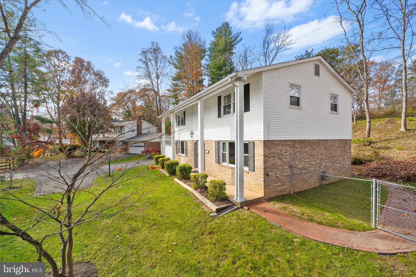 7101 GAME LORD DR, SPRINGFIELD, Virginia 22153, 4 Bedrooms Bedrooms, ,3 BathroomsBathrooms,Residential,For sale,7101 GAME LORD DR,VAFX2279050 MLS # VAFX2279050 7101 GAME LORD DR, SPRINGFIELD, Virginia 22153, 4 Bedrooms Bedrooms, ,3 BathroomsBathrooms,Residential,For sale,7101 GAME LORD DR,VAFX2279050 MLS # VAFX2279050