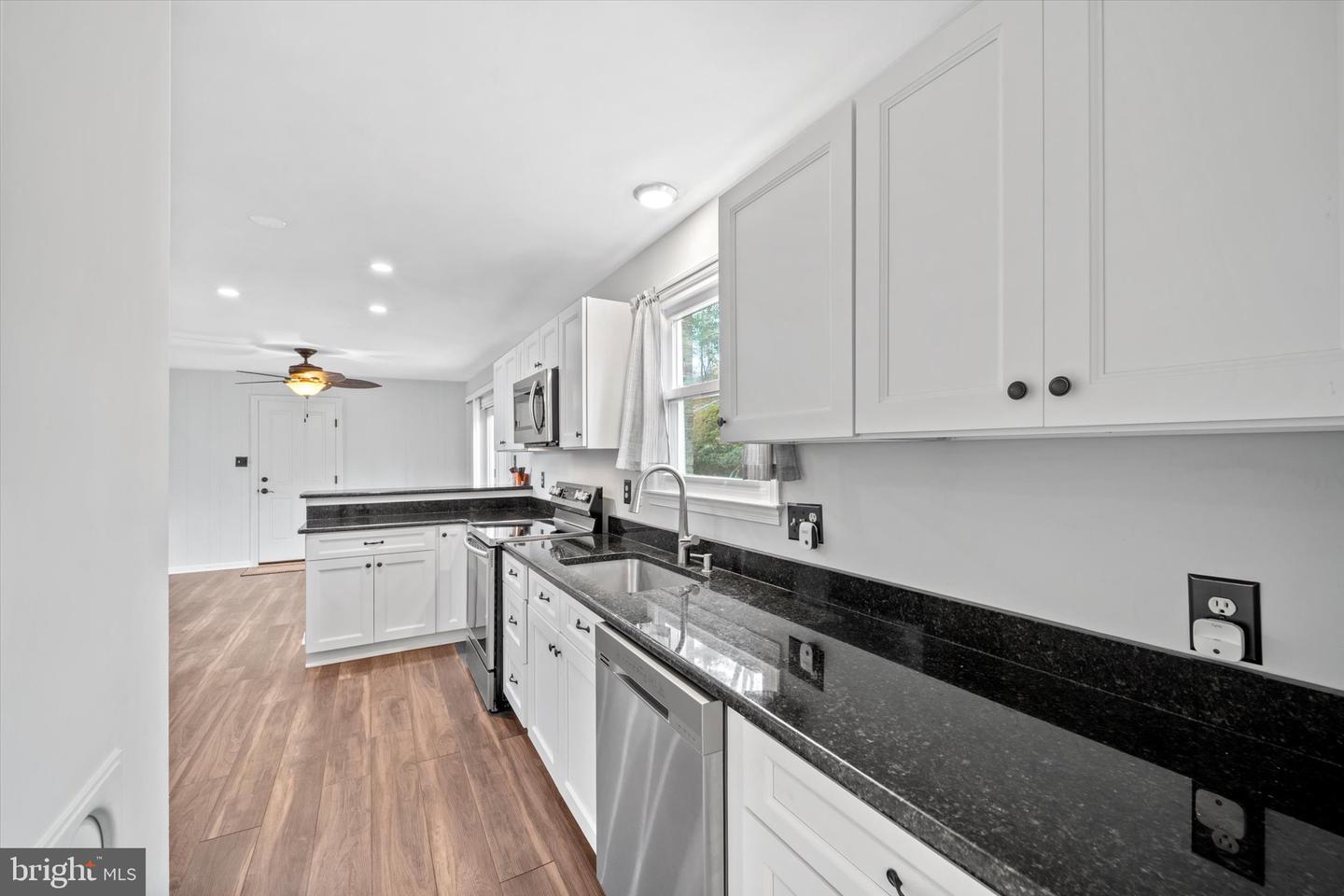 7101 GAME LORD DR, SPRINGFIELD, Virginia 22153, 4 Bedrooms Bedrooms, ,3 BathroomsBathrooms,Residential,For sale,7101 GAME LORD DR,VAFX2279050 MLS # VAFX2279050 7101 GAME LORD DR, SPRINGFIELD, Virginia 22153, 4 Bedrooms Bedrooms, ,3 BathroomsBathrooms,Residential,For sale,7101 GAME LORD DR,VAFX2279050 MLS # VAFX2279050