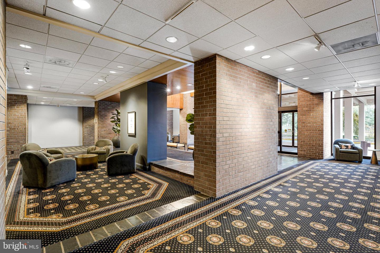 1800 OLD MEADOW RD #302, MCLEAN, Virginia 22102, 2 Bedrooms Bedrooms, ,2 BathroomsBathrooms,Residential,For sale,1800 OLD MEADOW RD #302,VAFX2279094 MLS # VAFX2279094 1800 OLD MEADOW RD #302, MCLEAN, Virginia 22102, 2 Bedrooms Bedrooms, ,2 BathroomsBathrooms,Residential,For sale,1800 OLD MEADOW RD #302,VAFX2279094 MLS # VAFX2279094