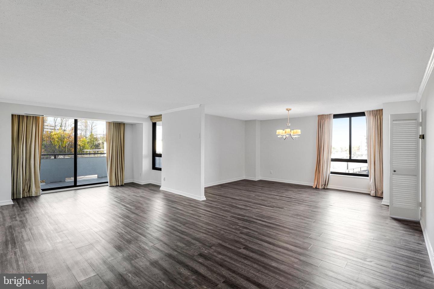 1800 OLD MEADOW RD #302, MCLEAN, Virginia 22102, 2 Bedrooms Bedrooms, ,2 BathroomsBathrooms,Residential,For sale,1800 OLD MEADOW RD #302,VAFX2279094 MLS # VAFX2279094 1800 OLD MEADOW RD #302, MCLEAN, Virginia 22102, 2 Bedrooms Bedrooms, ,2 BathroomsBathrooms,Residential,For sale,1800 OLD MEADOW RD #302,VAFX2279094 MLS # VAFX2279094