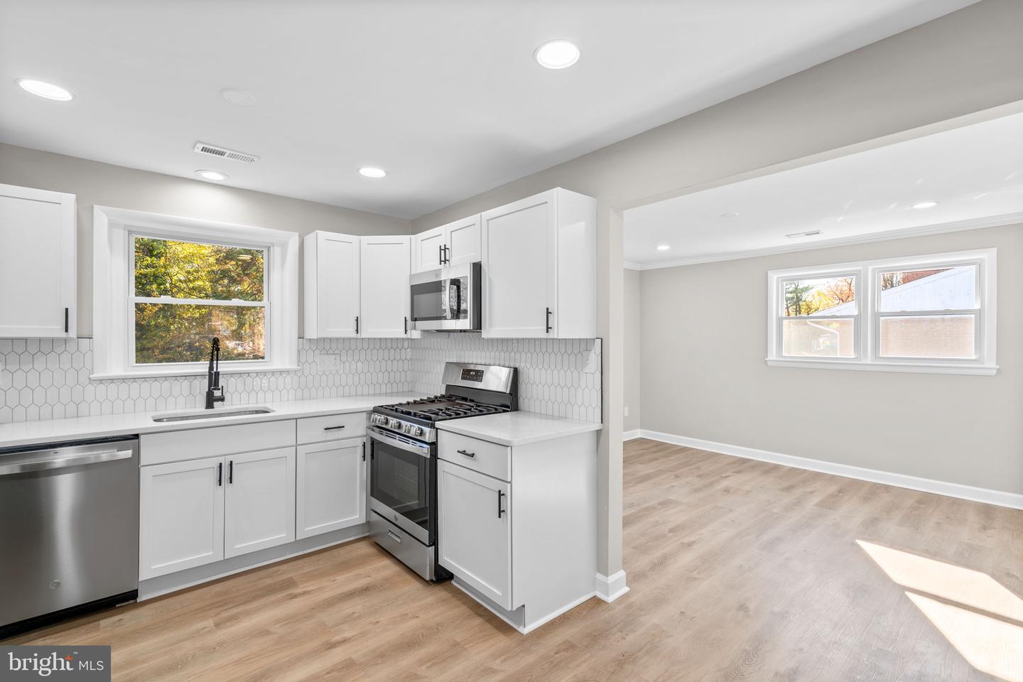 5527 BOUFFANT BLVD, ALEXANDRIA, Virginia 22311, 4 Bedrooms Bedrooms, ,3 BathroomsBathrooms,Residential,For sale,5527 BOUFFANT BLVD,VAFX2279110 MLS # VAFX2279110 5527 BOUFFANT BLVD, ALEXANDRIA, Virginia 22311, 4 Bedrooms Bedrooms, ,3 BathroomsBathrooms,Residential,For sale,5527 BOUFFANT BLVD,VAFX2279110 MLS # VAFX2279110